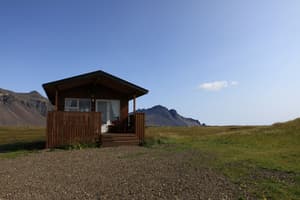 thumbnail: Front of property