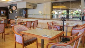 thumbnail: Restaurant