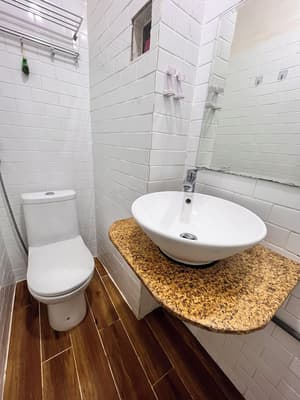 thumbnail: Bathroom