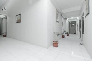 thumbnail: Interior