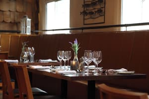 thumbnail: Restaurant