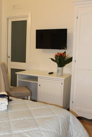 thumbnail: Room amenity