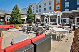 thumbnail: Exterior