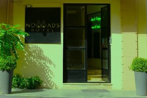 thumbnail: Exterior