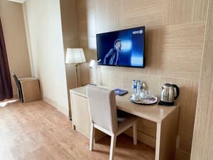 thumbnail: Room