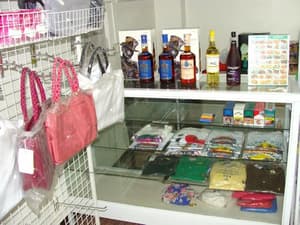 thumbnail: Gift shop