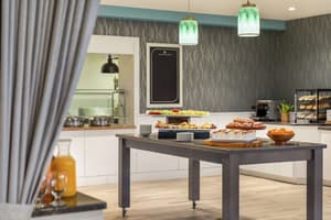 thumbnail: Breakfast area