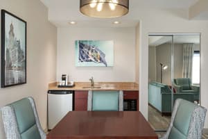 thumbnail: Minibar