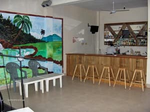 thumbnail: Bar