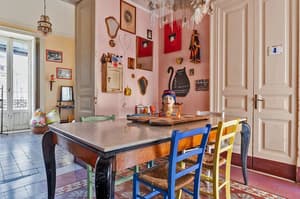 thumbnail: In-room dining