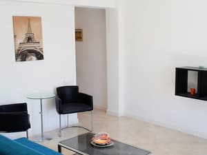thumbnail: General view