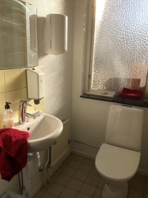 thumbnail: Bathroom