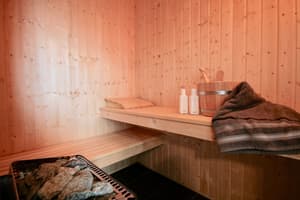 thumbnail: Sauna