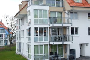 thumbnail: Exterior