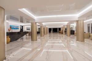 thumbnail: Reception