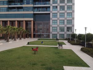 thumbnail: Property grounds