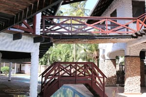 thumbnail: Interior