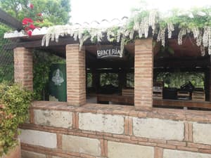 thumbnail: BBQ/picnic area