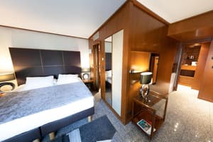 thumbnail: Room