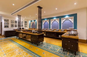 thumbnail: Restaurant
