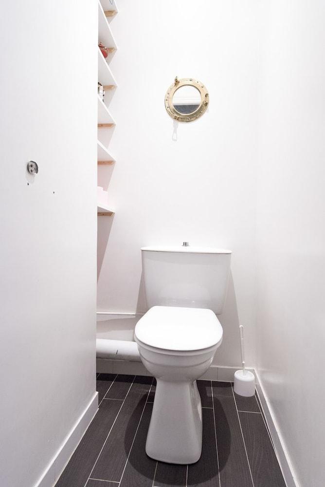 Duplex Near Trocadero 17