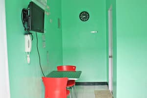 thumbnail: In-room dining