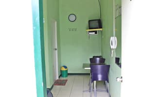 thumbnail: In-room dining