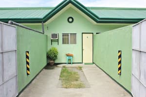 thumbnail: Exterior