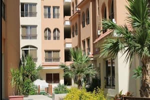 thumbnail: Exterior