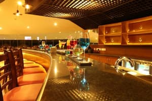 thumbnail: Bar (on property)