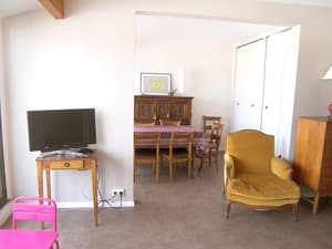 thumbnail: General view
