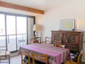 thumbnail: General view