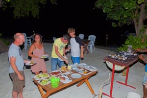 thumbnail: Dining