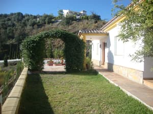 thumbnail: Garden