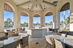 thumbnail: Outdoor dining