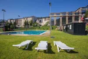 thumbnail: Outdoor pool