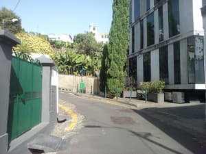 thumbnail: Exterior detail