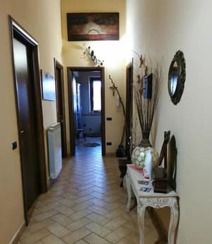 thumbnail: Interior