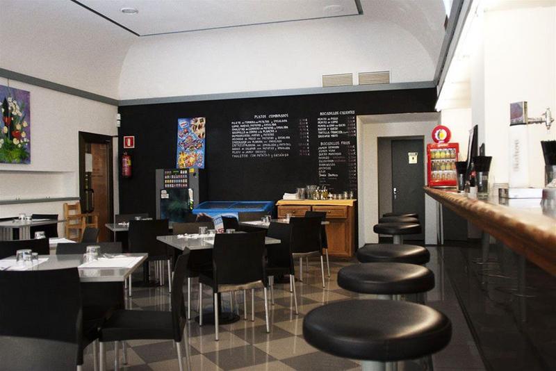 Bar