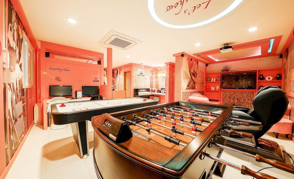 Room amenity