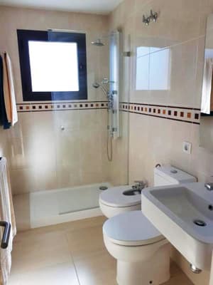 thumbnail: Bathroom