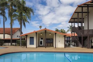 thumbnail: Outdoor pool