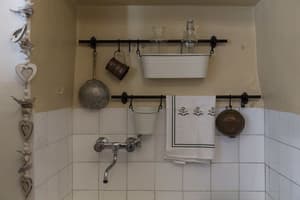 thumbnail: Shared kitchen facilities