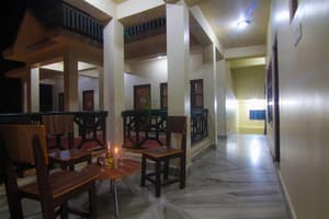 thumbnail: Interior