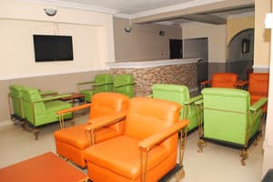 thumbnail: Lounge