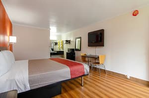 thumbnail: Room amenity