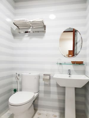 thumbnail: Bathroom