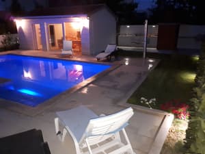 thumbnail: Outdoor pool