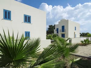 thumbnail: Exterior