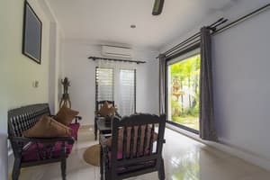 thumbnail: Living area